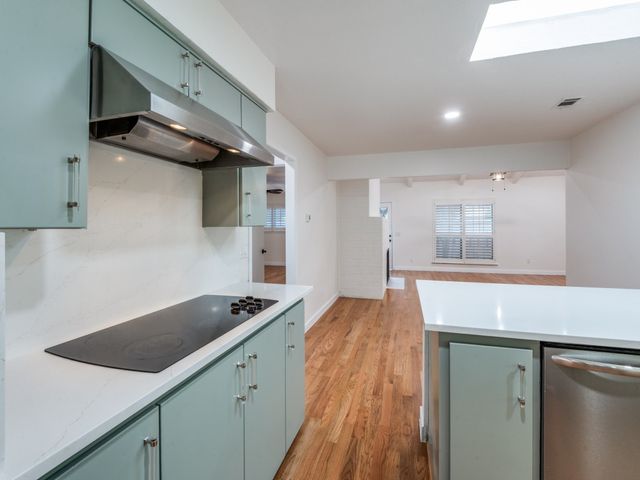 4304 Forest Bend Road, Dallas, TX 75244