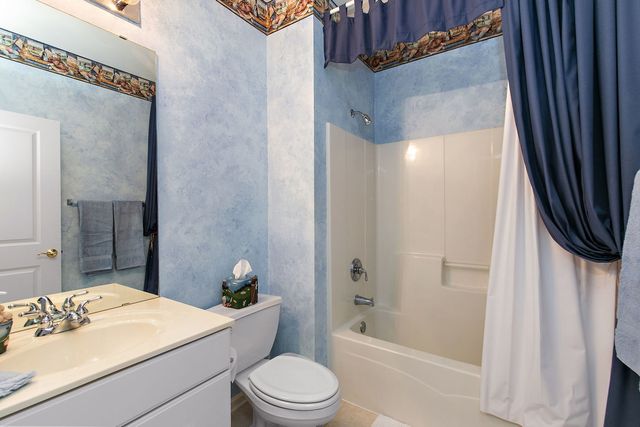 13048 Farm Hill Drive, Huntley, IL 60142