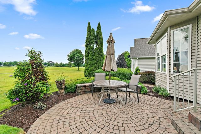 13048 Farm Hill Drive, Huntley, IL 60142