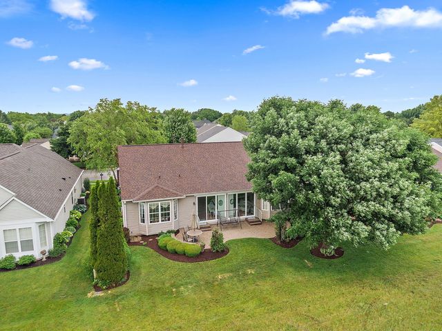 13048 Farm Hill Drive, Huntley, IL 60142
