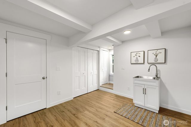 22738 SE 22nd Place, Sammamish, WA 98075