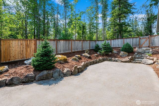 22738 SE 22nd Place, Sammamish, WA 98075