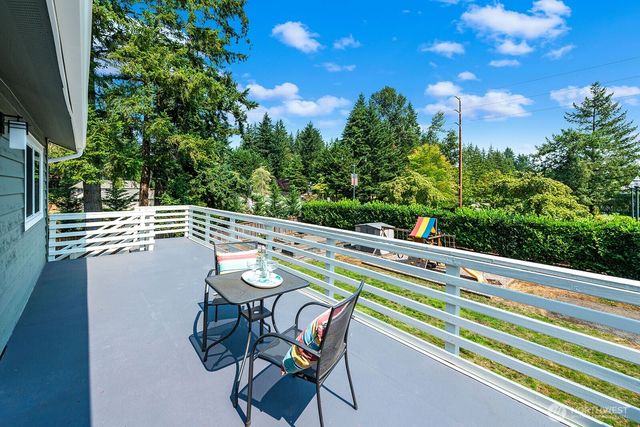 22738 SE 22nd Place, Sammamish, WA 98075