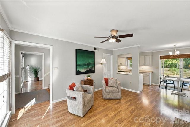 8600 Beeswood Drive, Charlotte, NC 28277