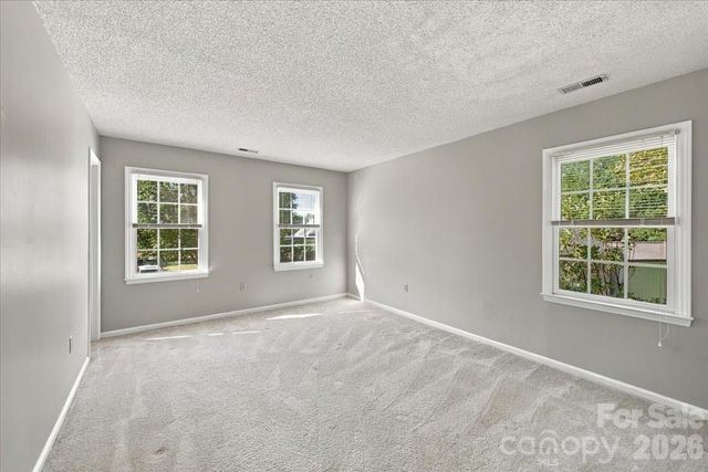 8600 Beeswood Drive, Charlotte, NC 28277