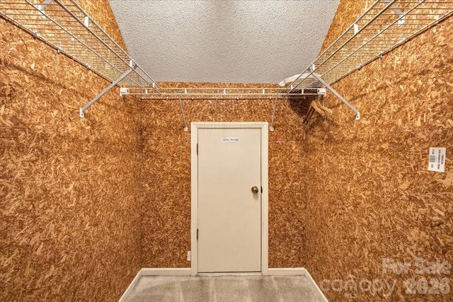 8600 Beeswood Drive, Charlotte, NC 28277