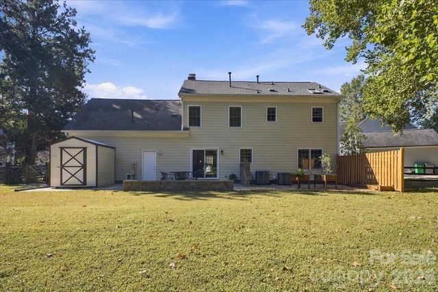 8600 Beeswood Drive, Charlotte, NC 28277