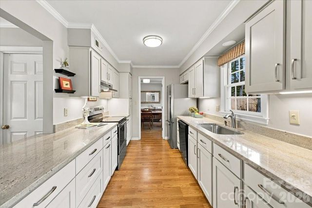 8600 Beeswood Drive, Charlotte, NC 28277