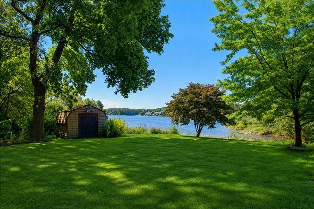 75 Richard Smith Drive, North Kingstown, RI 02852