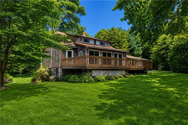 75 Richard Smith Drive, North Kingstown, RI 02852