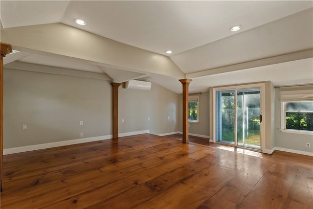 75 Richard Smith Drive, North Kingstown, RI 02852