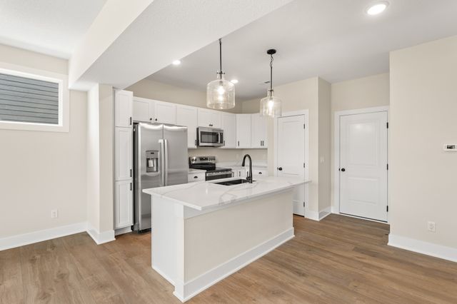 901 Percheron Lane, Norwalk, IA 50211
