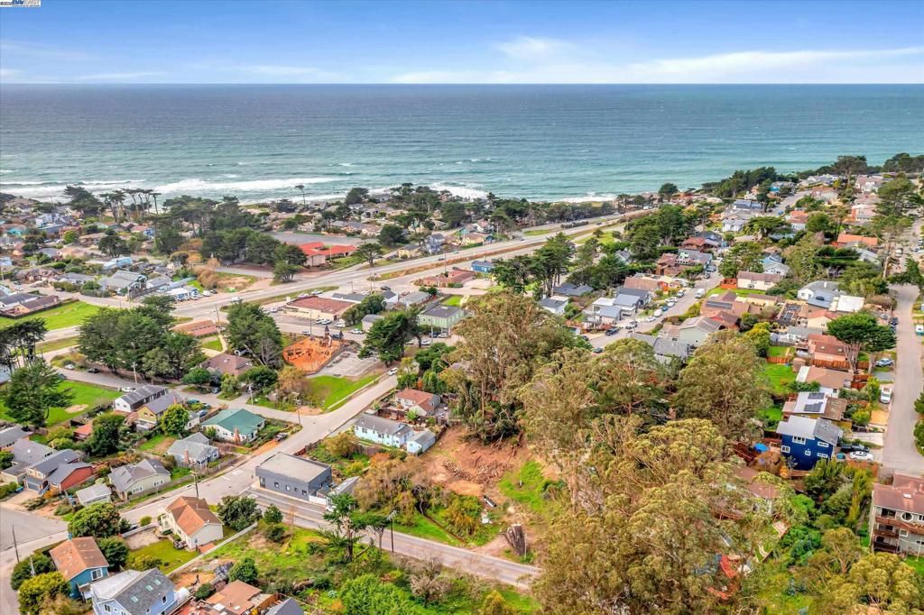0 Sunshine Valley Rd, Moss Beach, CA 94038