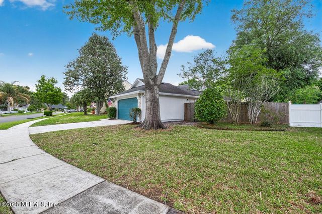 8831 BANDERA Circle S, Jacksonville, FL 32244