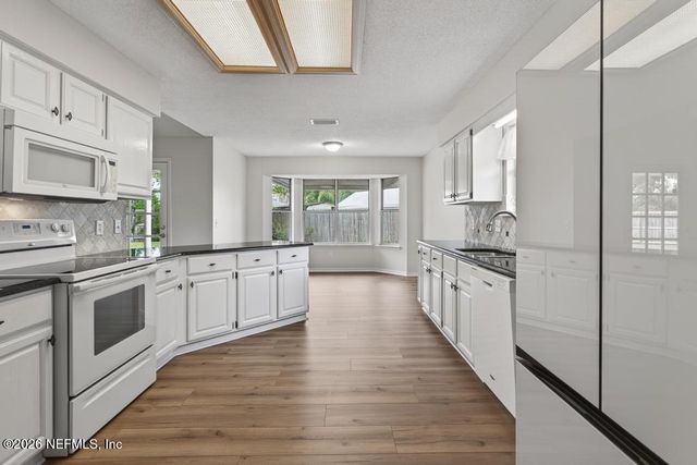 8831 BANDERA Circle S, Jacksonville, FL 32244