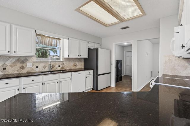 8831 BANDERA Circle S, Jacksonville, FL 32244