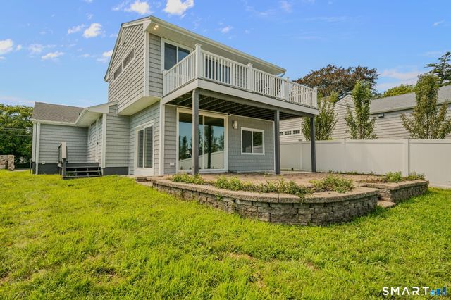 1092 Ocean Avenue, New London, CT 06320