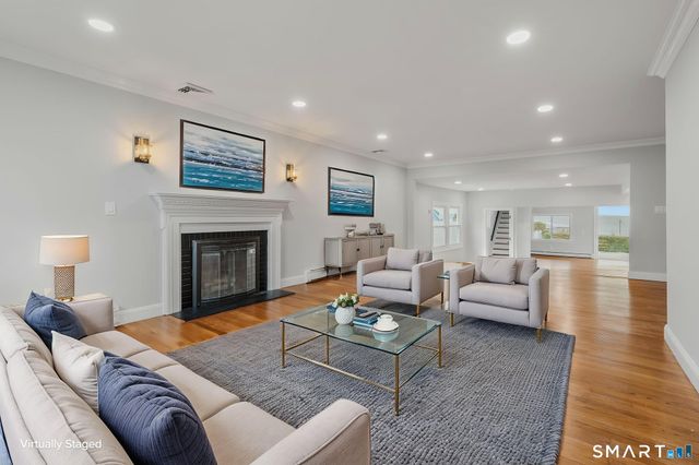1092 Ocean Avenue, New London, CT 06320