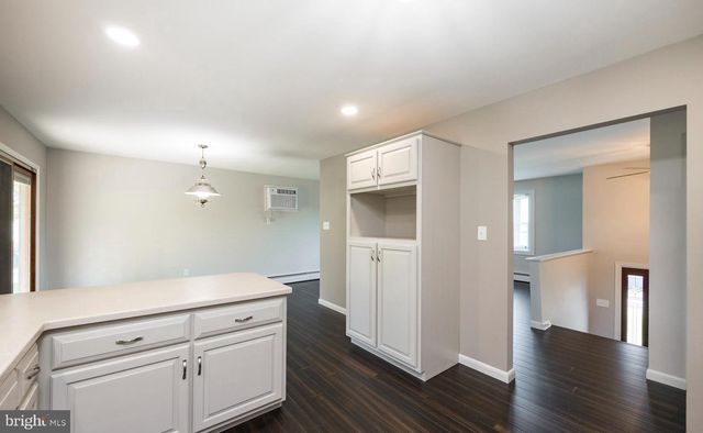 1044 E 4TH ST, Birdsboro, PA 19508