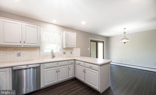 1044 E 4TH ST, Birdsboro, PA 19508