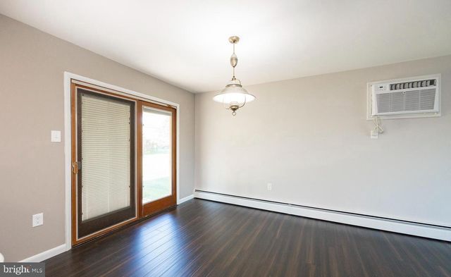 1044 E 4TH ST, Birdsboro, PA 19508