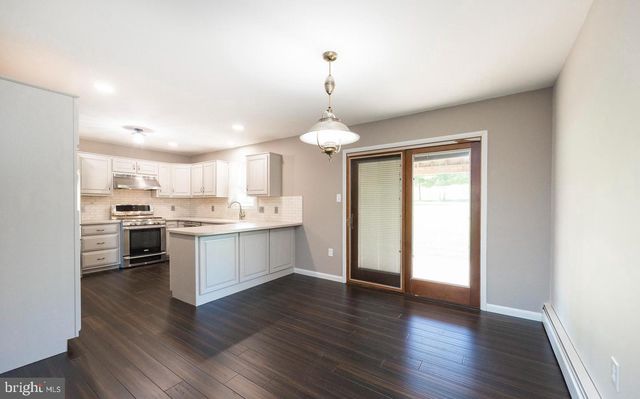 1044 E 4TH ST, Birdsboro, PA 19508