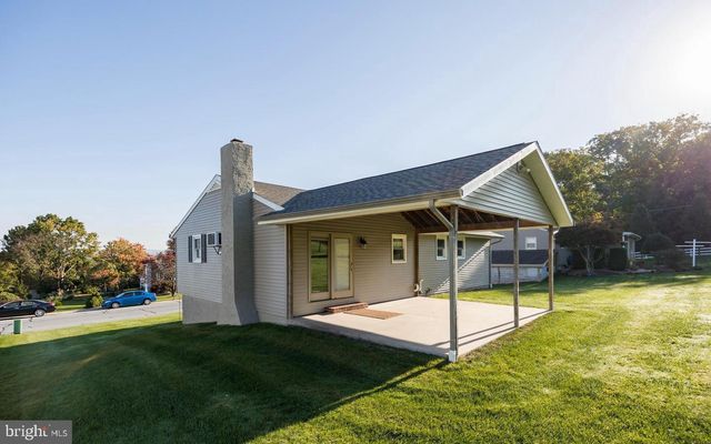 1044 E 4TH ST, Birdsboro, PA 19508