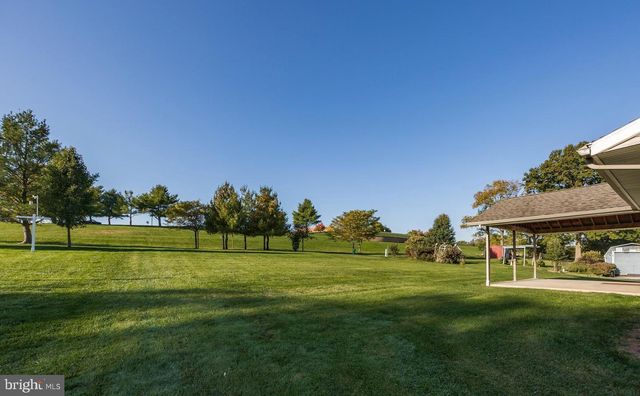 1044 E 4TH ST, Birdsboro, PA 19508