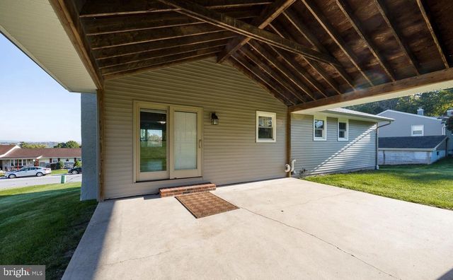 1044 E 4TH ST, Birdsboro, PA 19508