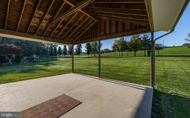 1044 E 4TH ST, Birdsboro, PA 19508
