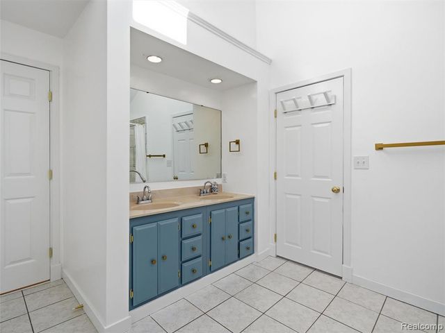 1700 Warren Road, Ann Arbor, MI 48105