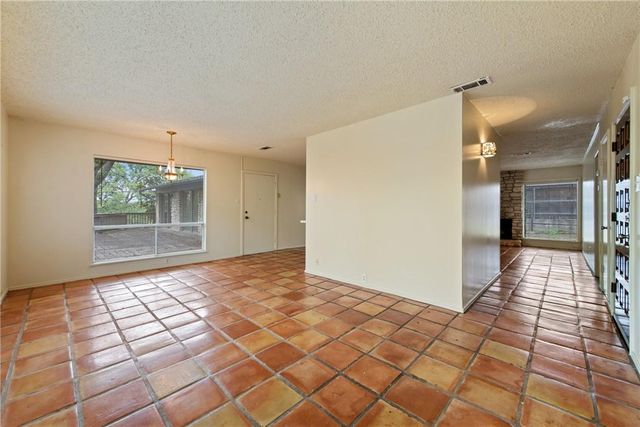 4810 Timberline DR, Austin, TX 78746