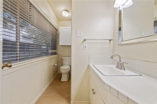 4810 Timberline DR, Austin, TX 78746