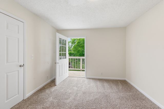 1522 Meadow Bend Dr, Madison, TN 37115