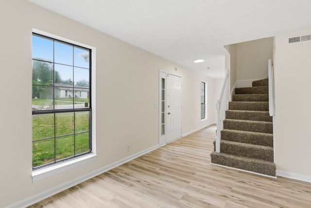 1522 Meadow Bend Dr, Madison, TN 37115
