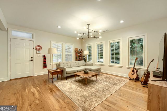 310 Oakdale Road, Atlanta, GA 30307