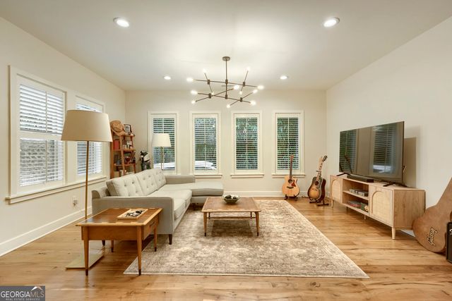 310 Oakdale Road, Atlanta, GA 30307