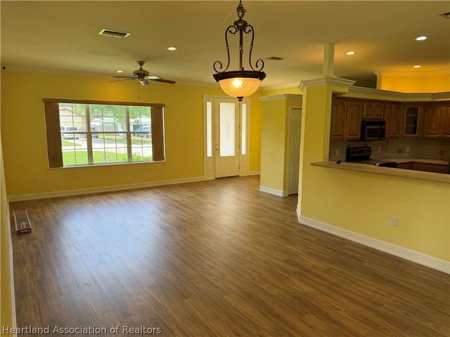 4302 Lake Haven Boulevard, Sebring, FL 33875
