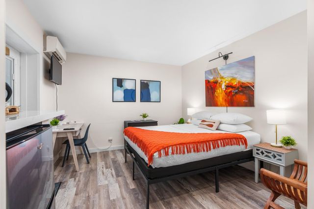 1110 NW 7th Avenue, Fort Lauderdale, FL 33311