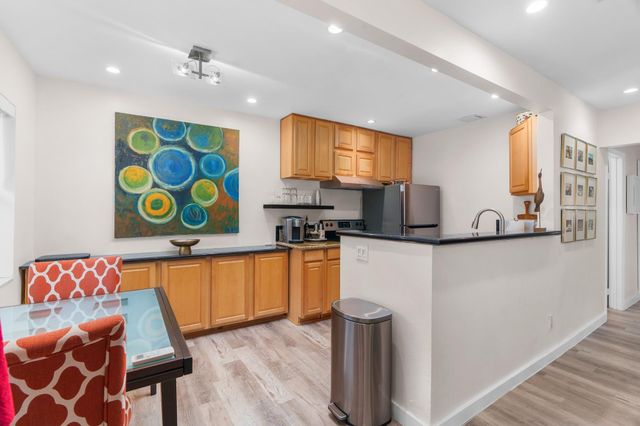 1110 NW 7th Avenue, Fort Lauderdale, FL 33311