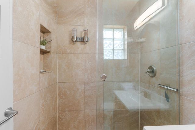 1110 NW 7th Avenue, Fort Lauderdale, FL 33311