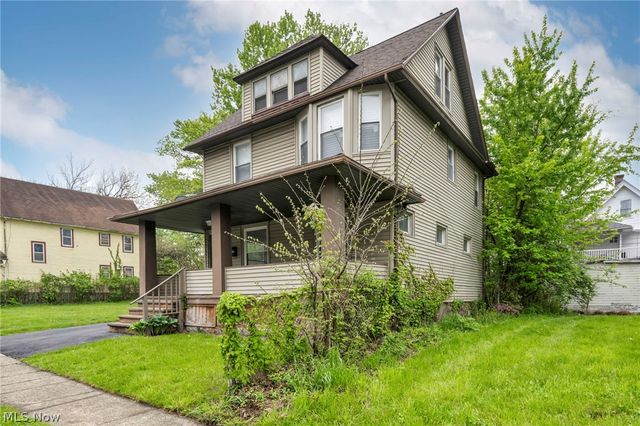 1168 N Lockwood Avenue, East Cleveland, OH 44112