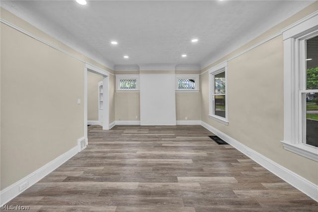 1168 N Lockwood Avenue, East Cleveland, OH 44112