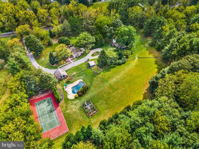 1789 WRIGHTSTOWN RD, Newtown, PA 18940