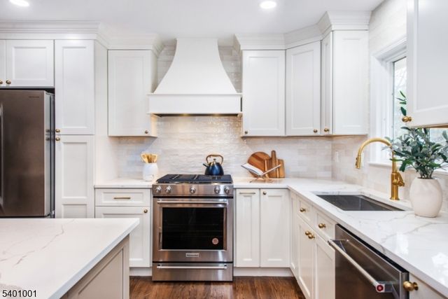 4 Barberry Rd, Morris Twp., NJ 07960