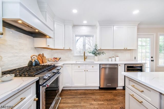 4 Barberry Rd, Morris Twp., NJ 07960