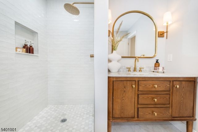 4 Barberry Rd, Morris Twp., NJ 07960