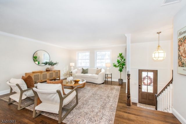 4 Barberry Rd, Morris Twp., NJ 07960