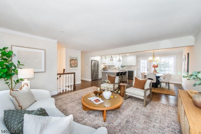 4 Barberry Rd, Morris Twp., NJ 07960