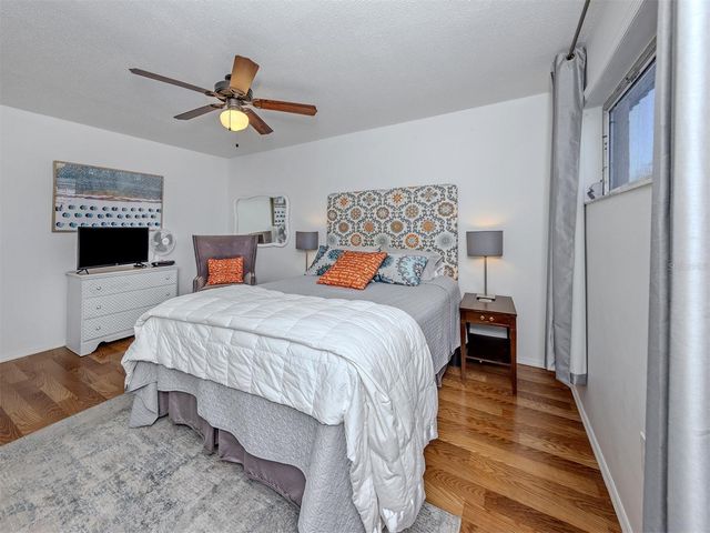 400 BASE AVENUE E 227, Venice, FL 34285